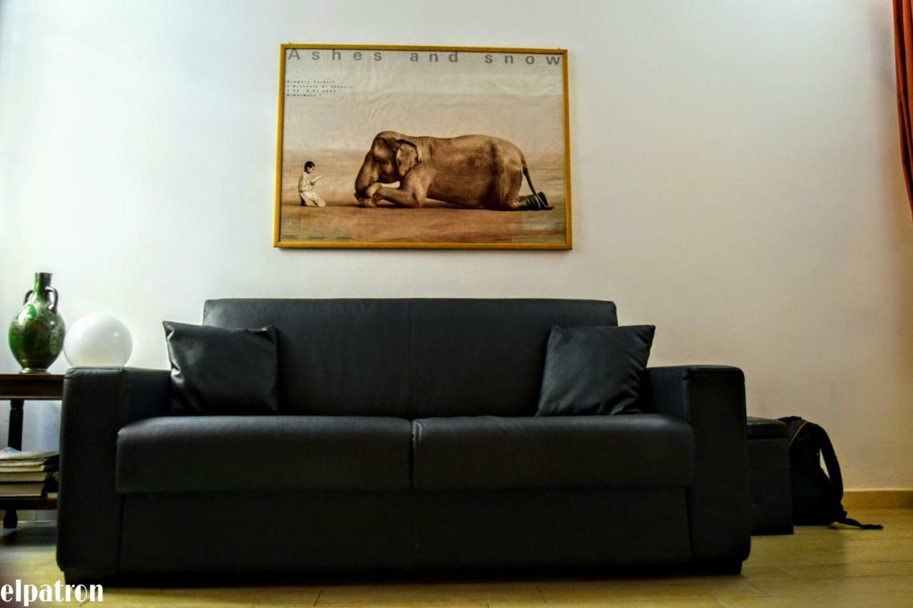 barberini holiday house Rome Bagian luar foto